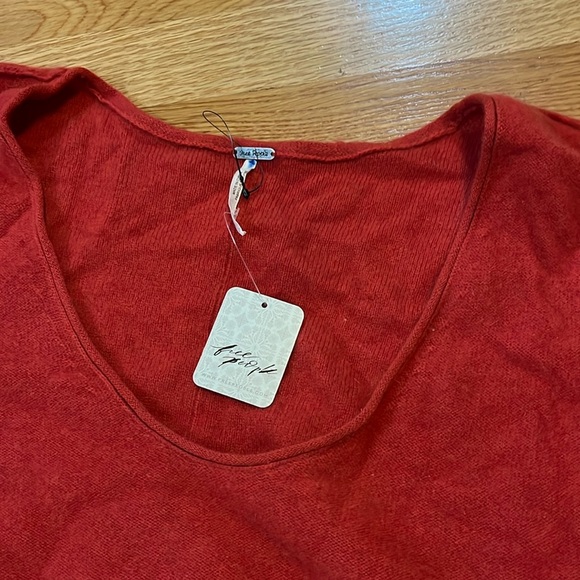 NWT Free People Harmony Cashmere V Sweater in Red. Size Small - Picture 6 of 15